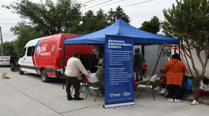 Continúan las jornadas de asesoramiento sobre «Laburá Ya» en los barrios