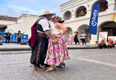 El Ente de Turismo invita a vivir una nueva edición de “Salta Ciudad de las Peñas”