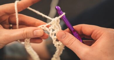 Entre hilos y agujas: se dictarán clases gratuitas de tejido en la zona oeste