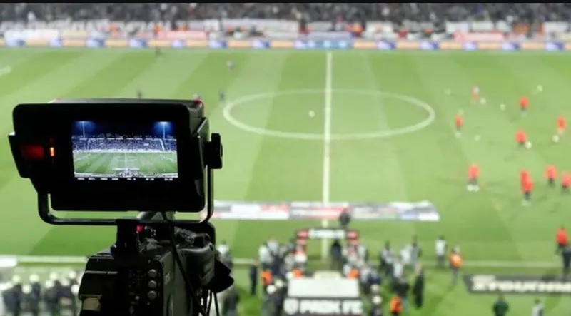 Ver fútbol en vivo por TV, una misión casi imposible: cinco plataformas y dudas para el Mundial