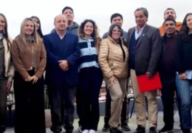 El ministro Lupión compartió una jornada de trabajo con jóvenes salteños