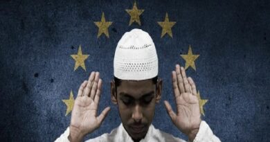 “Moros en la Costa”: el peligro de la islamización de Europa.