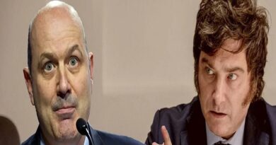 Se tiran la papa caliente. En Casa Rosada apuntan a Sturzenegger por dos tropiezos políticos que obligaron a dar marcha atrás.