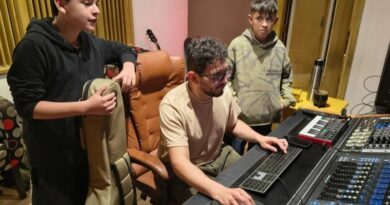 Khiska, ganadores del 2° puesto de “Mi Barrio Suena” llevan su talento al estudio