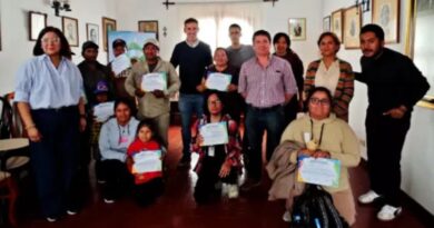 Productores y emprendedores de Cerrillos finalizaron una capacitación sobre agregado de valor.
