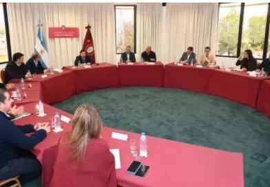 En reunión de Gabinete se confirmó fechas de pago de sueldos y aguinaldo y la presentación del Presupuesto 2027